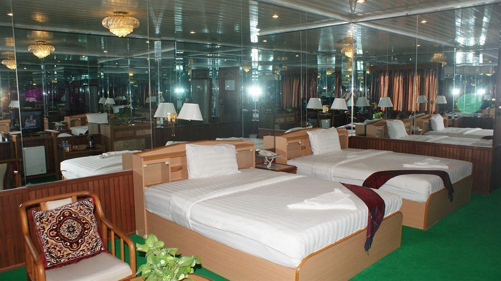 Asia Hotel Phnom Penh Dış mekan fotoğraf